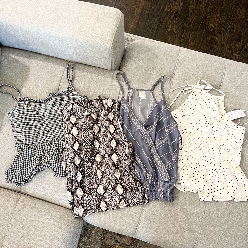 Women TOPS LOT